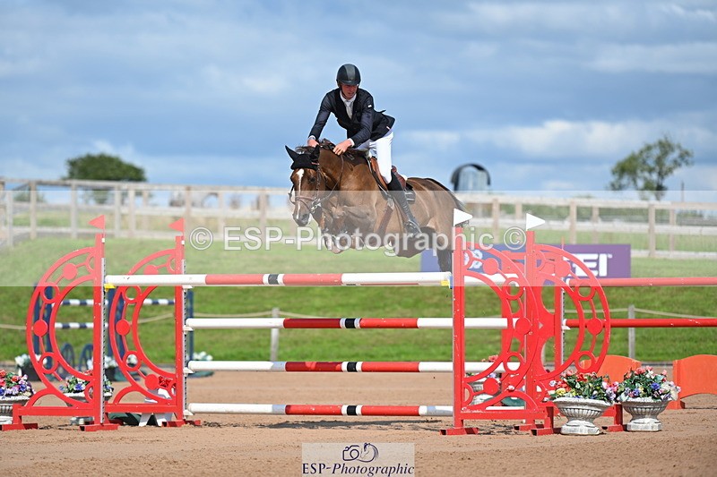 230721A-162803-07693 - Cls 10, 2 Star Big 1.45m Break to End