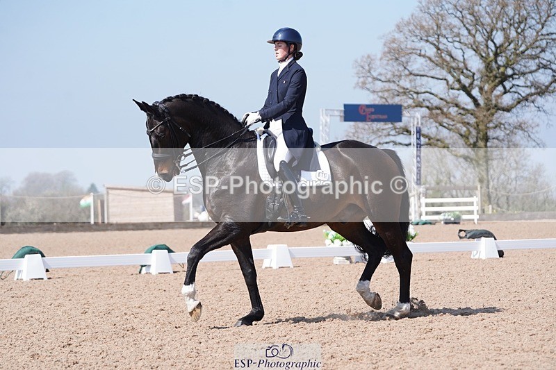 250404-125544-06008 - 015-Daisy.Hills-Midtgaards.Gijon