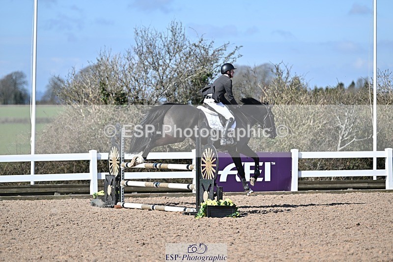 250314-113710-00354 - Cls 2 British Novice and 90cm