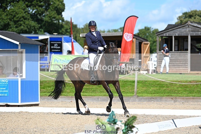 230811-120251-01153 - Cls 4 Adv Medium Silver