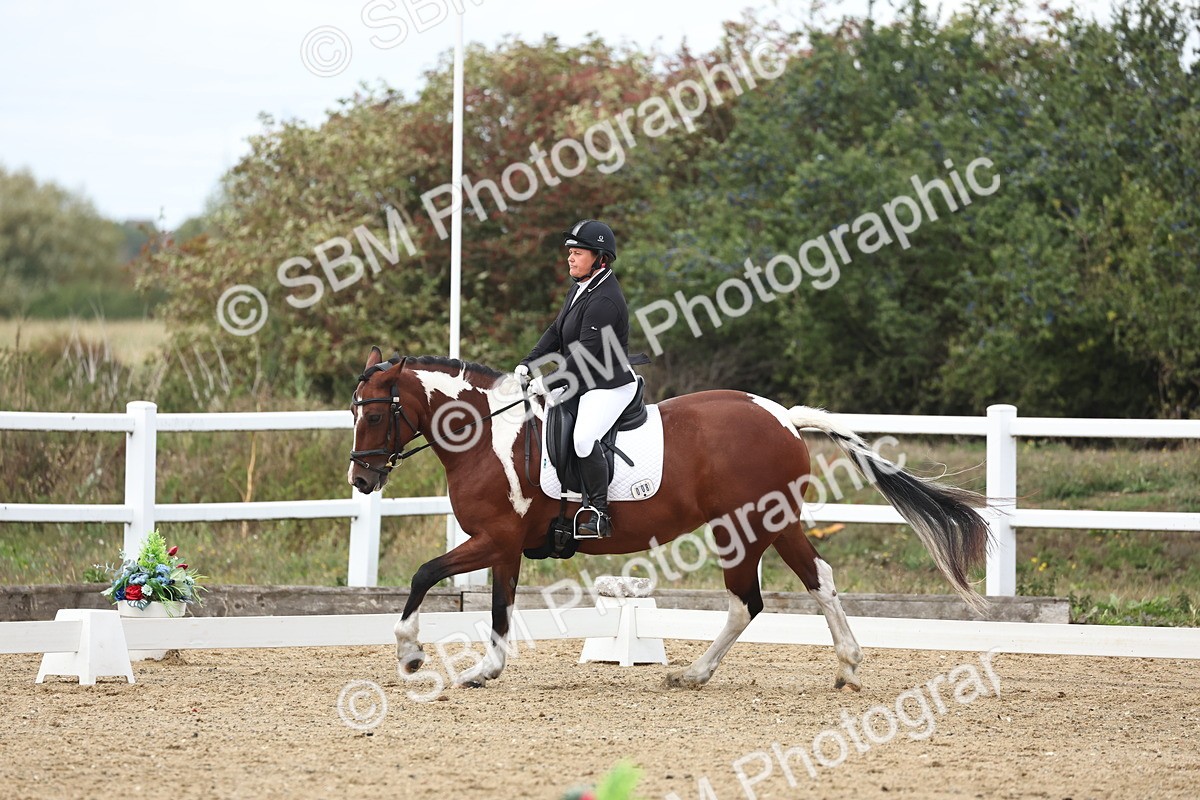 SBM_003846 - Class 8 - Novice 3 Champs