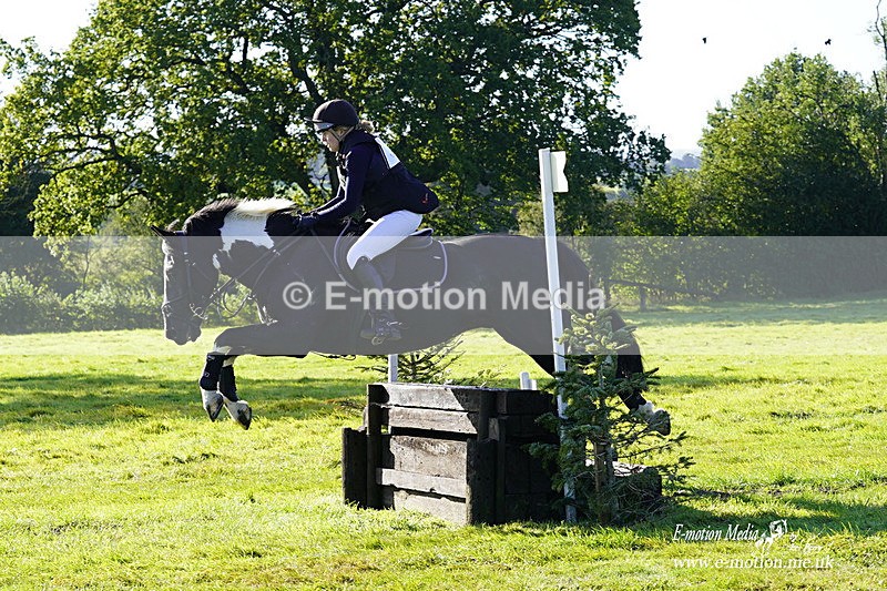  WWHT 031021 839 - WWEC Novice Restricted (0.80m) 18/10/20