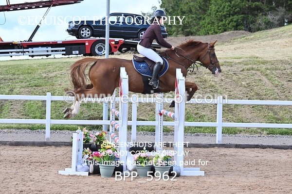 BPP_5962 - CLASS 10 THURS Nupafeeds Senior Dicovery/1m open