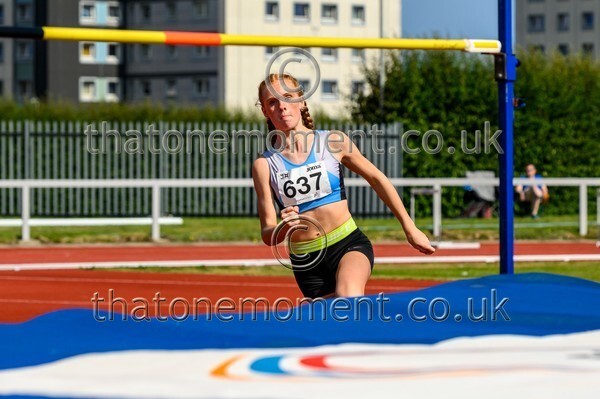 Age25SAT-916199 - Field Female Set Two