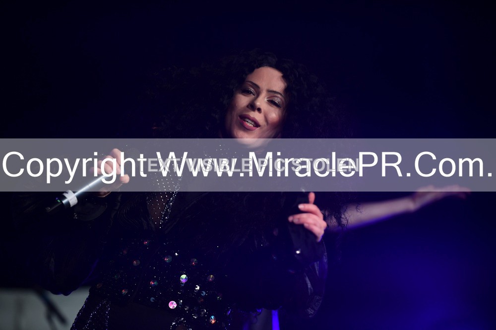 SH4_5901 - The Cher Experience
