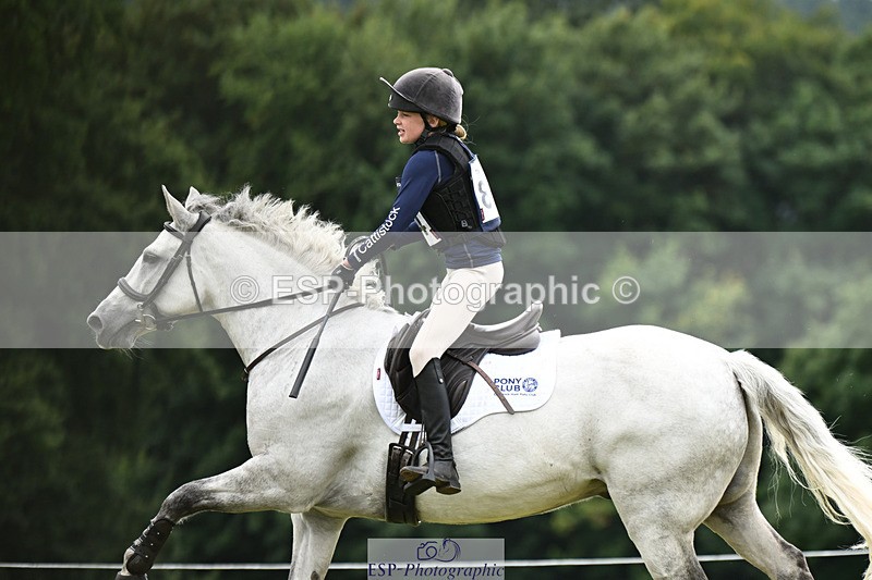 240825X-160549-36661 - 80cm XC 15.30 to 16.30