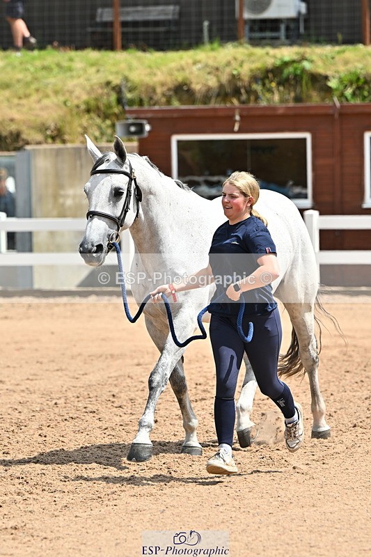 240718A-105306-01557 - Trot Up 1pm to 2pm