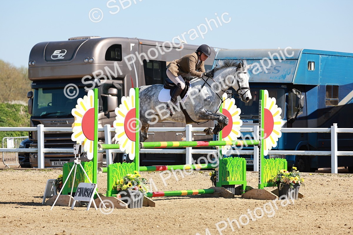 SBM_004637 - Class 17 - Senior Newcomers - 1.10m