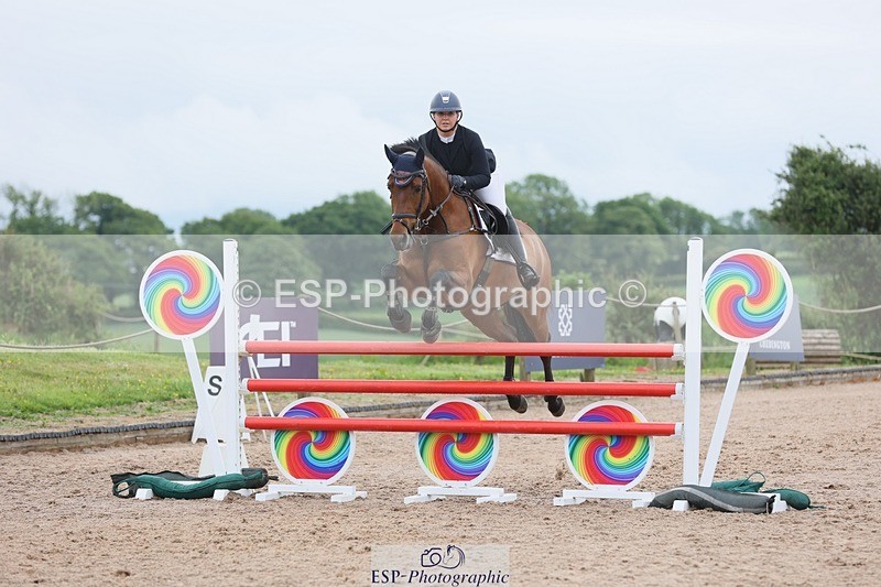 250524-101943-04161 - Cls 13  A&B 1.05m & 1.10m open