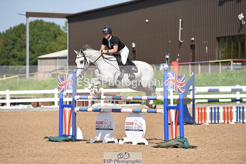 230906A-141748-00570 - Foxhunter & 1.20m Open