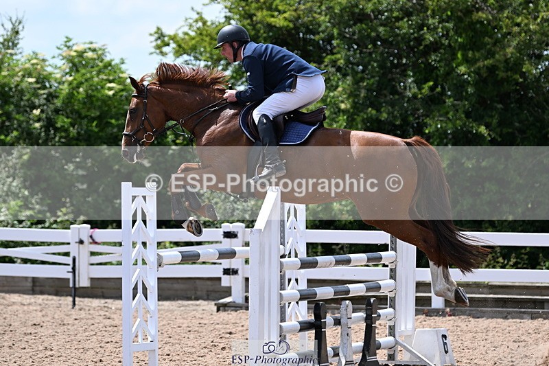 240619A-141737-00519 - Cls 4 Snr Newcomers and 1.10m Open