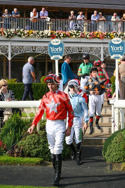 yr05092021r5-49 - Race 5 4.20pm Little Green Rascals Children's Nurseries Stakes