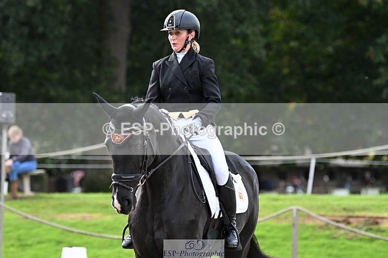 231019-144609-04273 - 056-WILLOW.BDA-Lisa.Maynard-DR