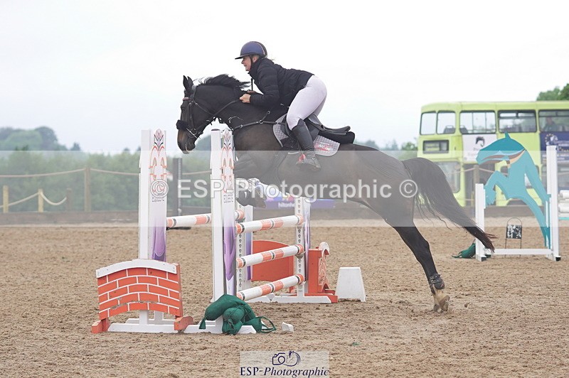 231017A-160720-07785 - Cls 31 Snr 1m Derby