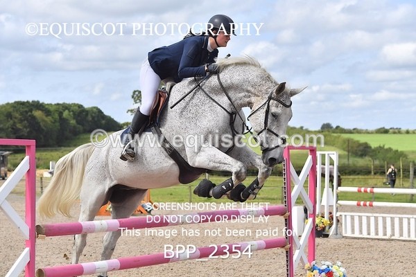 BPP_2354 - CLASS 17 SUN Senior Newcomers/ 1.10m Open