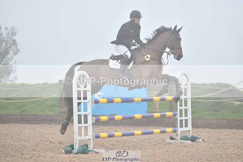 240214A-123445-00475 - Cls 4 Newcomers and 1.10m Open