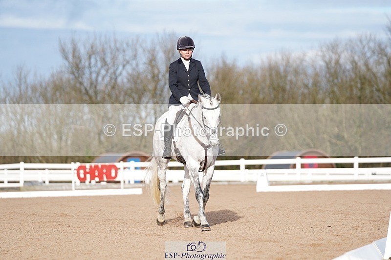 241214-130520-00565 - 105-Janine.Paterson-Machas.Grey