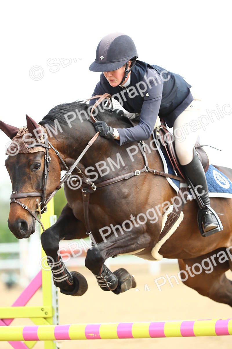 SBM_001226 - Class 4 - Senior Newcomers 1.10m