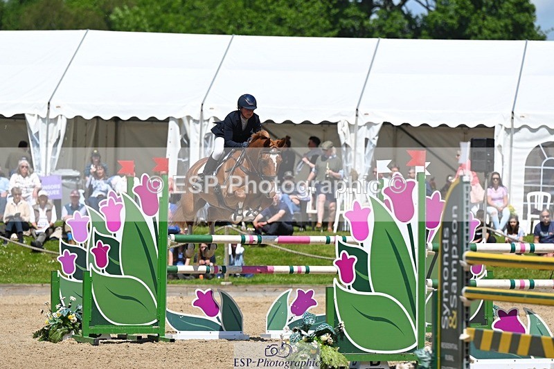 240525-125357-15103 - 411-NEFFECT_S-Kat_Raybould