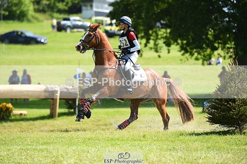 230527-101940-08524 - 252-LVS_MOVISTAR-Elizabeth_Barratt-XC