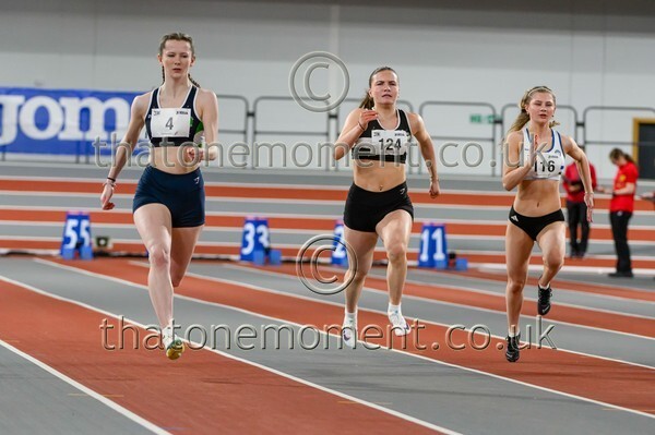 Age26SAT-926314 - Track Female Set One