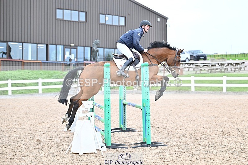 251015-105751-00138 - Cls 1 British Novice and 90cm Open