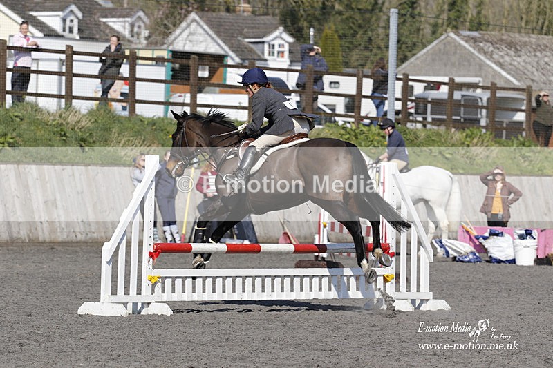 _EST0616 - Bourne Valley Riding Club Winter Showjumping 27/03/22