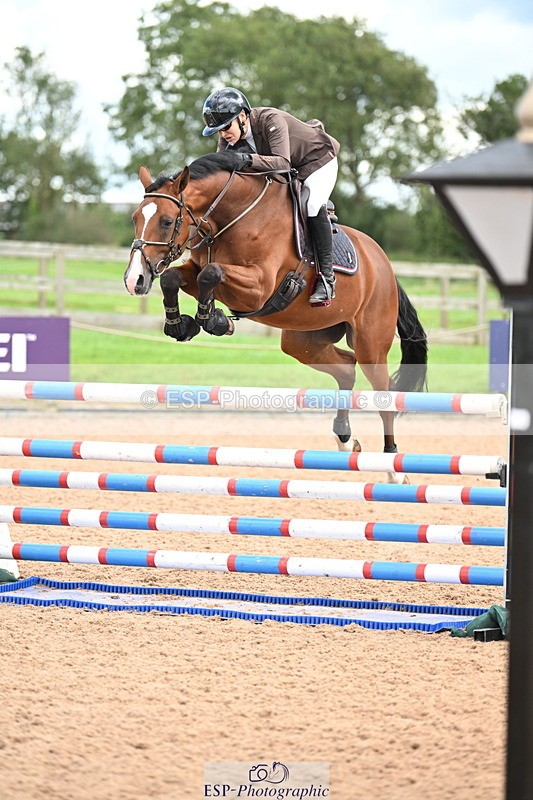 240912A-124516-01540 - Cls 3 Snr Foxhunter