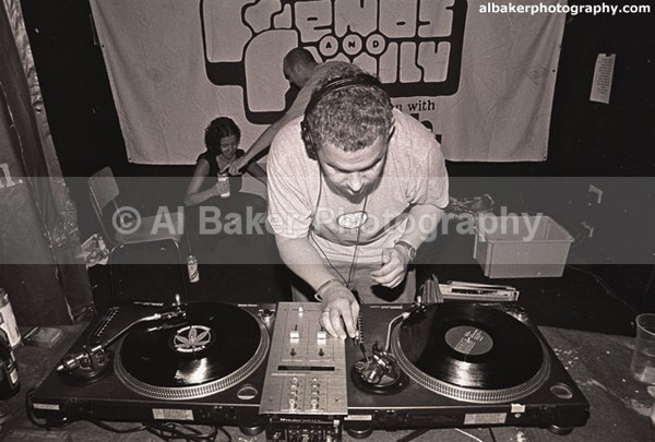 41 martin-brew - Friends & Family @ the-roadhouse 08.09.01