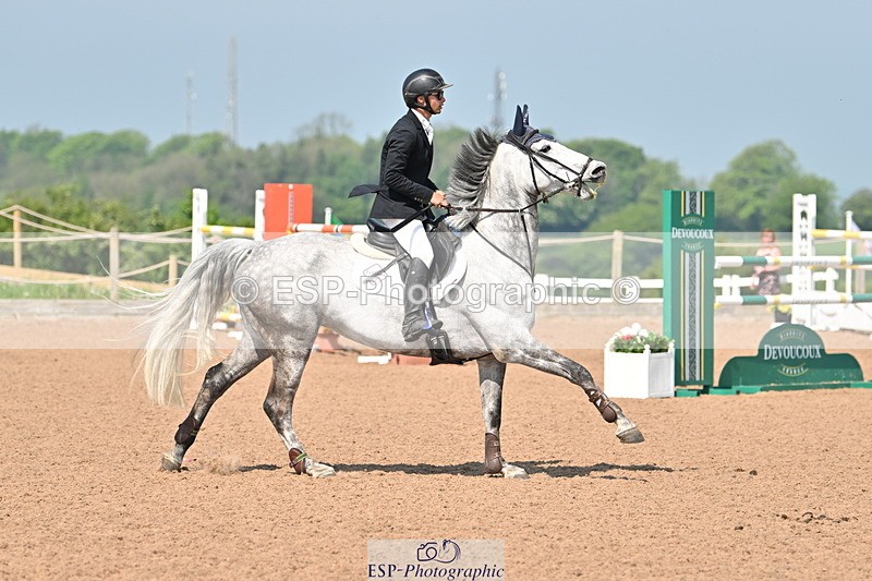 240512A-110128-17456 - Cls 48 National 1.30m Open