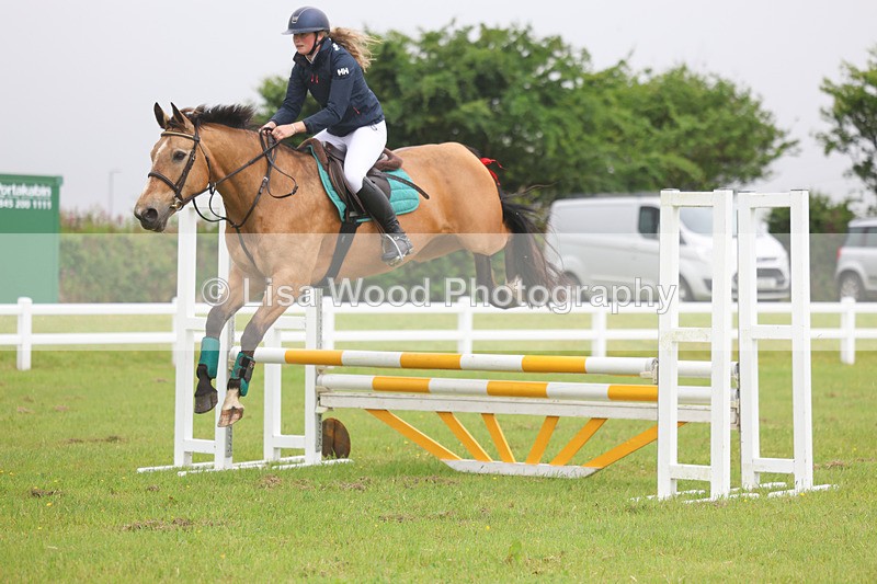 3E7A6221 - Class 5: Senior 80cm