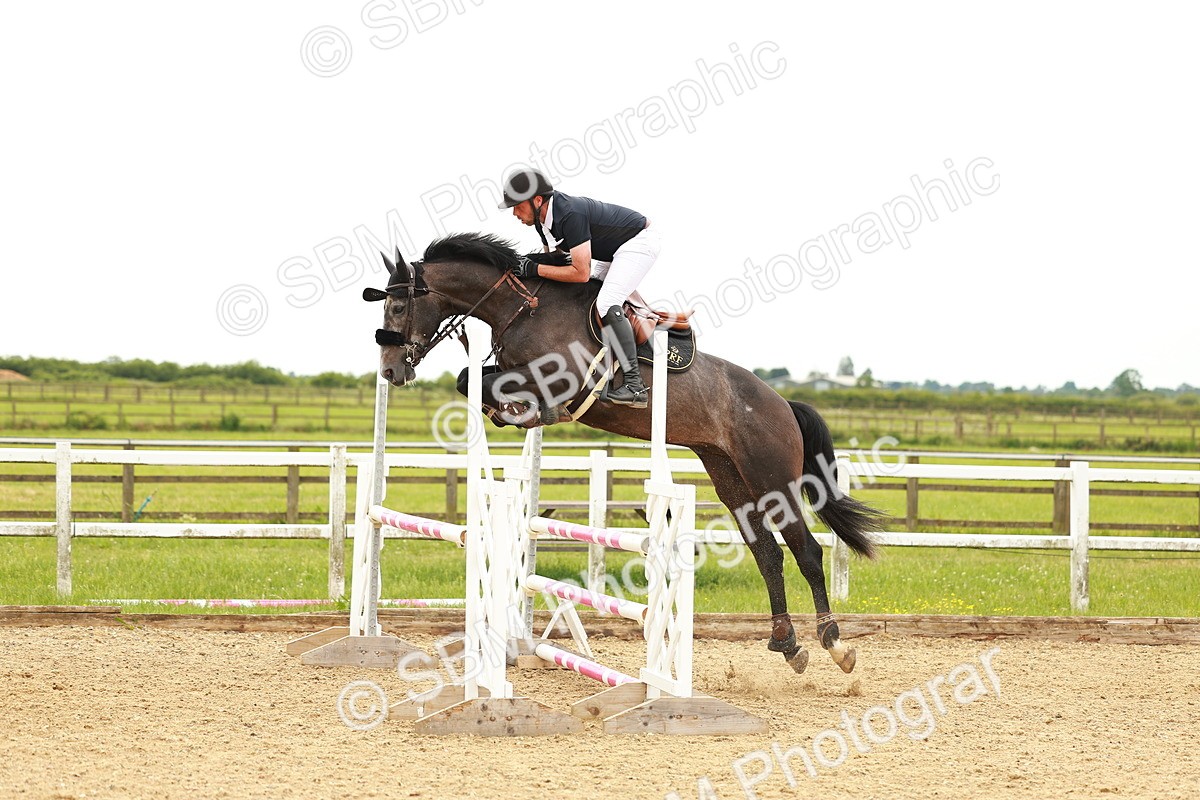 SBM_001667 - Class 3 - Senior Discovery - 1.00m