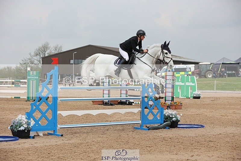 250424-122937-05430 - Cls 1 - 2 Star Small Tour