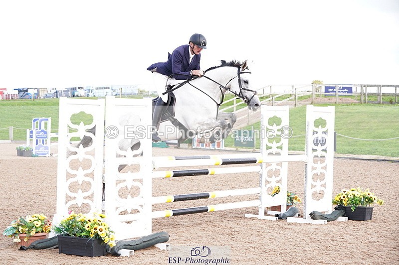 241004A-120232-00399 - Fri 02 Snr 1.05m Open