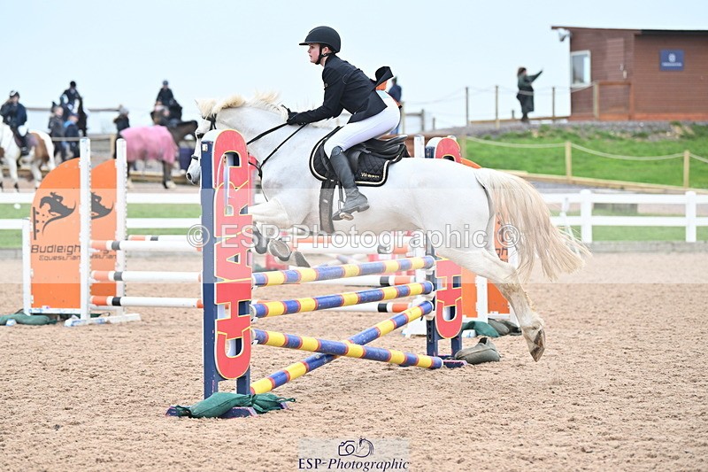 240128A-112921-00536 - Cls 3 Pony Discovery and 90cm Open