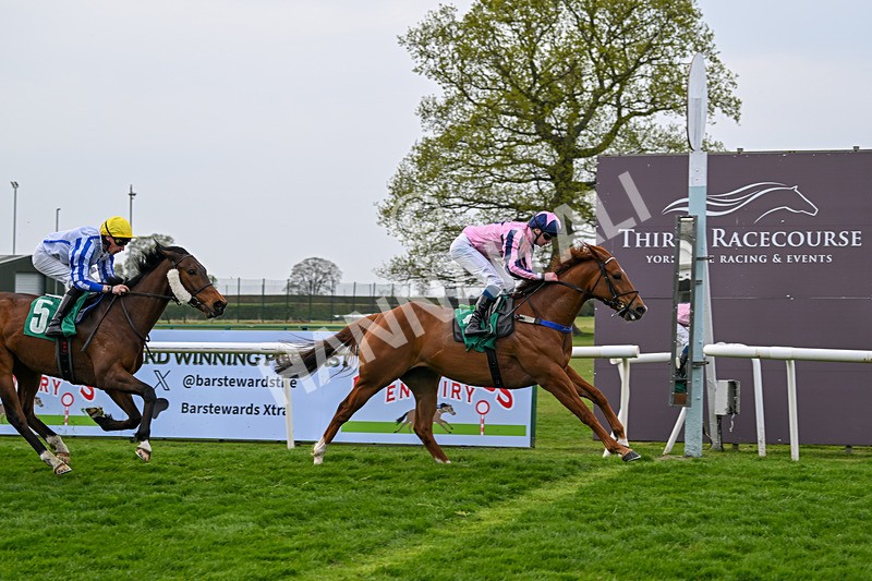 120425-Race 4-Alzahir-1176 - Race 4