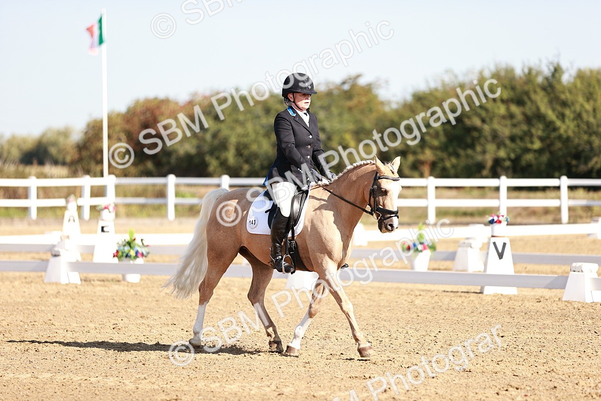 SBM_004362 - Class 12 - Novice 5 - 9.07-10.10