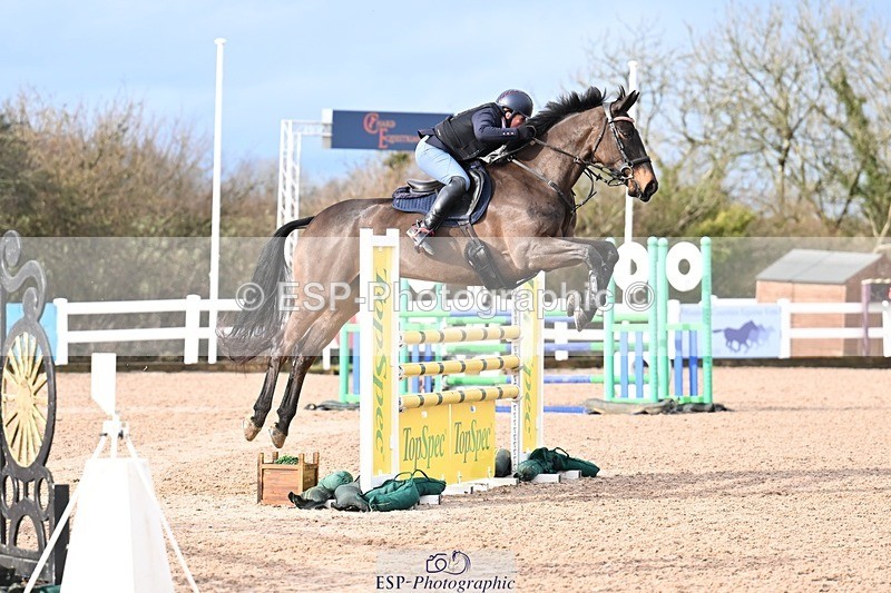 260128-132832-00563 - Snr Newcomers 1.10m