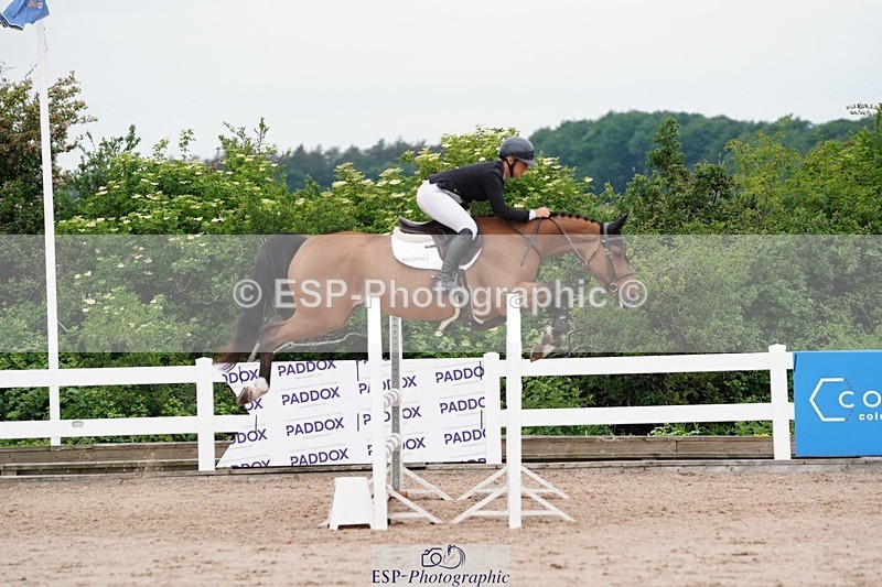 250524-122120-06576 - Cls 21 A&B Snr Disco & 1.00m Open