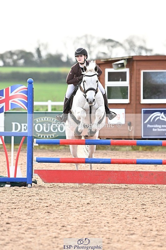 241117X-101739-03623 - Cls 09s Pony intro 90cm