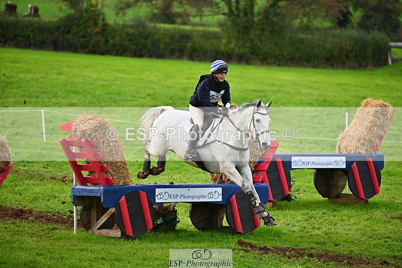 251025A-154046-21461 - G-572-Laura.Pitman With Trot Up