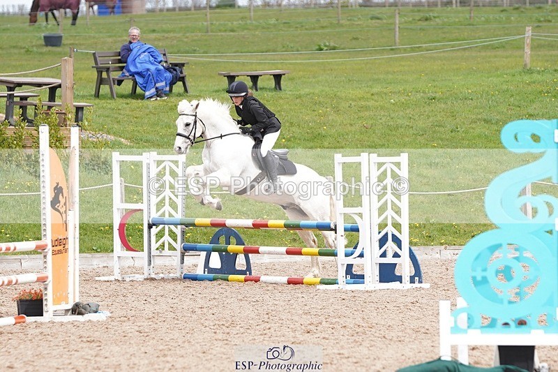 250414-133856-00966 - 80cm Round 2