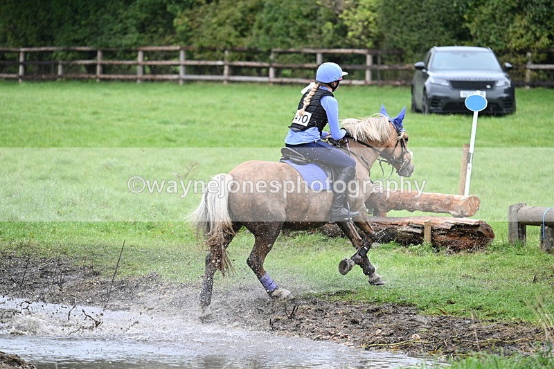 WJ7_1675 - Time at Photographer 13:13 to 13:26