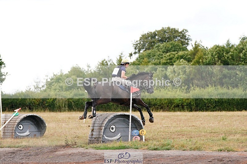 250803A-143014-15575 - O-677-Kate.Jupp-JUSTA.PLAYBOY