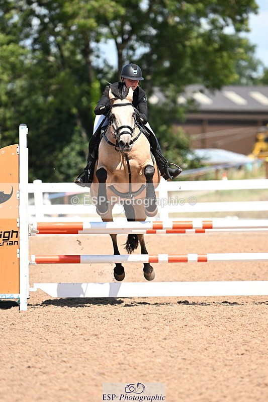 240728A-124116-08577 - Cls 32 85cm Amateur Qualifier