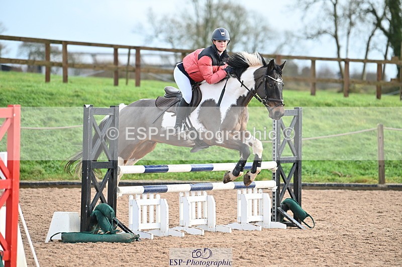 231203A-121303-01093 - Cls 18+19 Club and Schools 90cm