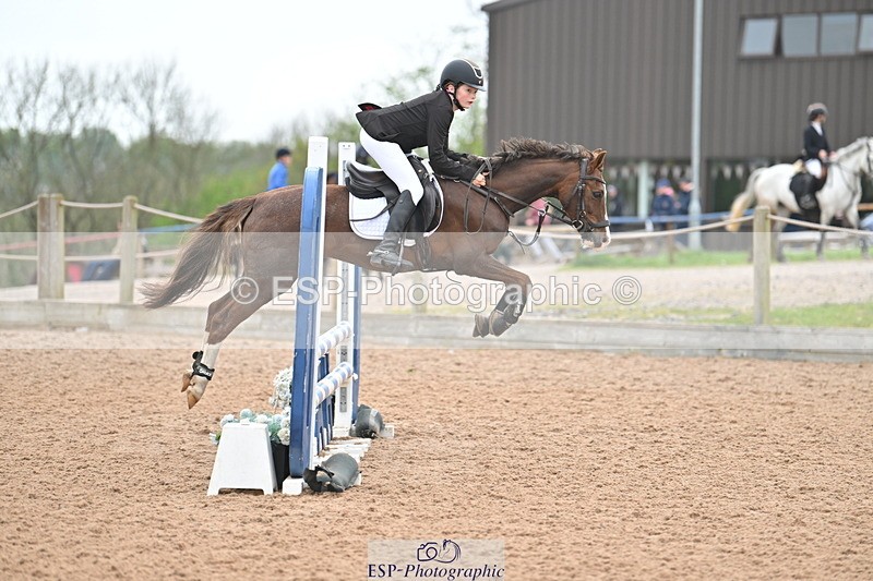 240505A-091148-03436 - Cls 1 Pony Intro 70cm