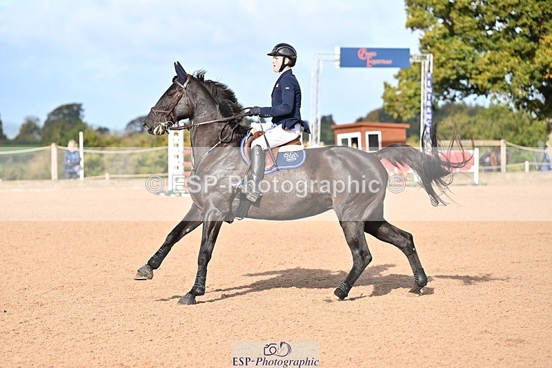 251005-102620-02761 - Cls 15 Foxhunter and 1.20m