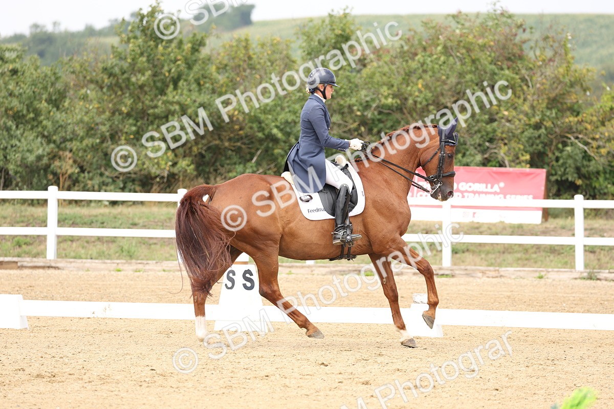 SBM_007536 - Class 9 - FEI INT I - 14.57-15.45