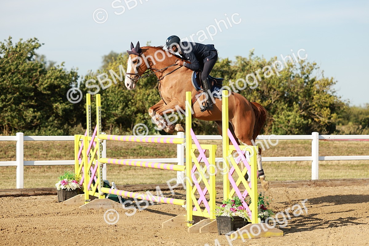 SBM_008784 - Class 6 - National 1.30m 1.40m Open Handicap